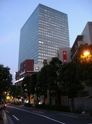 ローソン銀行本店が5階に入るThink Park Tower:Author:妖精書士