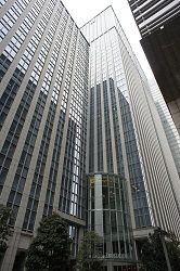 ニューヨークメロン銀行東京支店の入る丸の内トラストタワー・メイン:Author:Fouton