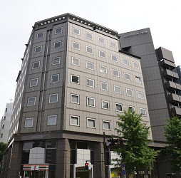 中小企業銀行東京支店が6階に入る虎ノ門ワイコービル:Author:Nikki