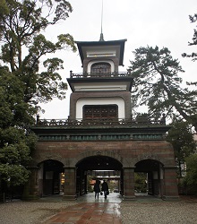 前田利家と妻を奉る金沢市の尾山神社の神門:Author:Fouton